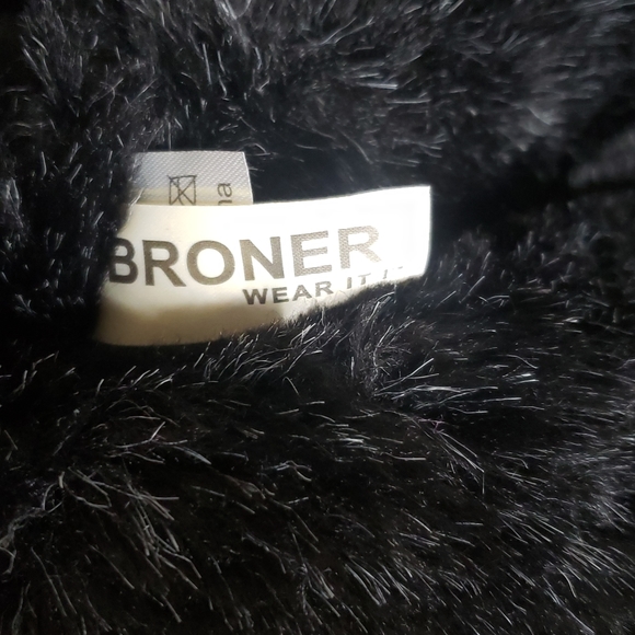 Broner Trapper Style Hat - Picture 5 of 5